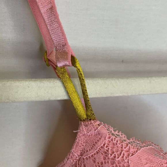 Victoria’s Secret Pink Floral Lace Sexy Lined Underwire Push-up Demi Bra Sz 34C - Picture 5 of 14